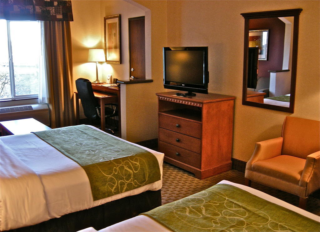 Comfort Suites Redmond Airport Bagian luar foto